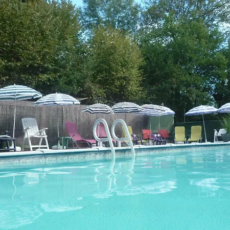 La Roche At Les Glycines With Pool,games Field In A Peaceful,rural Setting Scille